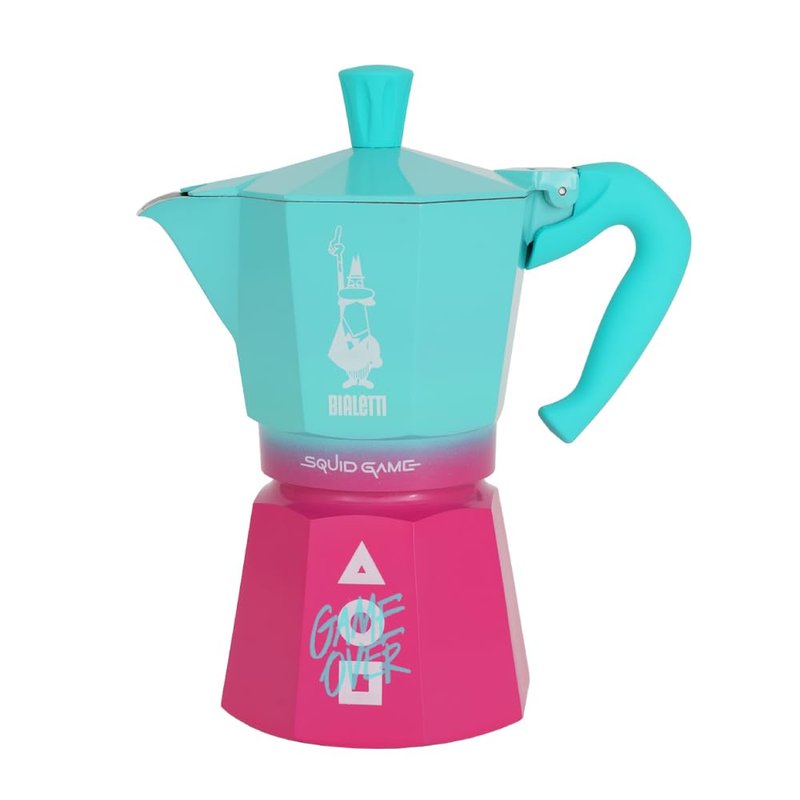 Bialetti Moka Express Squid Game©: Iconic Stovetop Espresso Maker, Moka Pot, Italian Coffee Maker, 6 Espresso Shots (9 oz - 270 ml), Aluminum