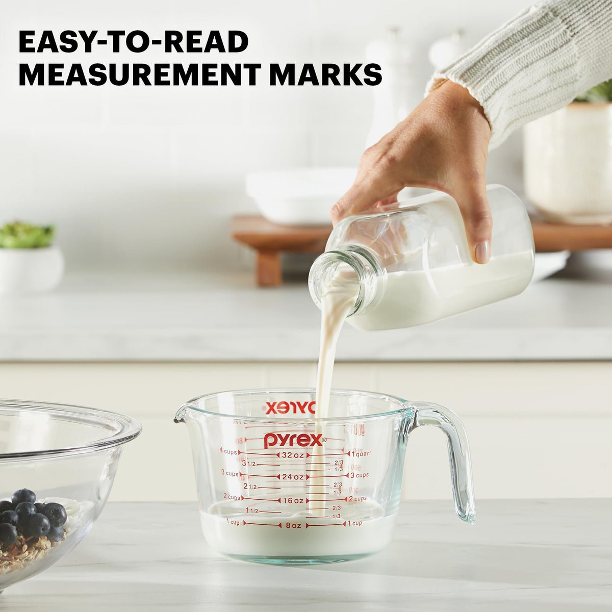 Pyrex Essentials (3-Pack) Glass Measuring Cups Set, (1, 2 & 4 Cup) Measuring Cups For Prepping, Baking and Cooking, Preheated Oven, Dishwasher, Freezer, and Microwave Safe