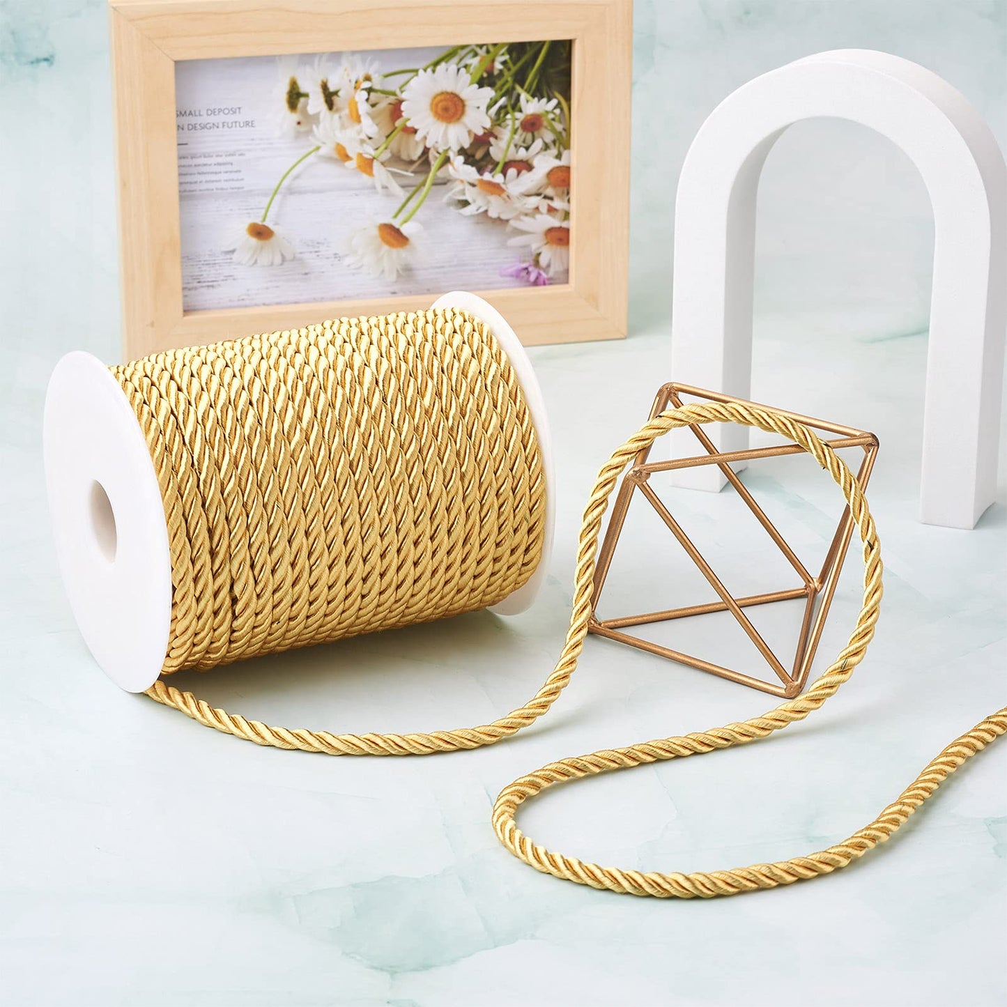 32 Yards 5mm Twisted Trim Cord Gold Polyester Twine Decorative Rope 3-ply Braided Fabric Macrame Thread String with Spool for Wall Hanging Plant Hangers Home Decor Customes Curtain Tieback