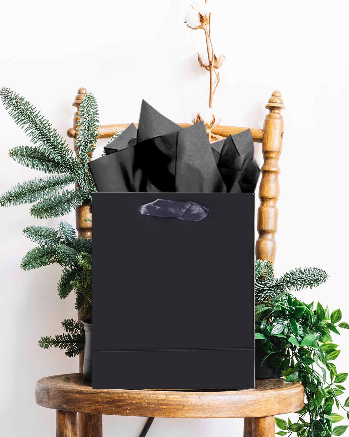 qiqee 24pcs Black Gift Bags with Tissue Paper for Wedding, Birthday, Party Supplies-7.9"x4.3"x9.6" Medium Size Cardboard Gift Bags(24pcs Bags + Tissue Paper )