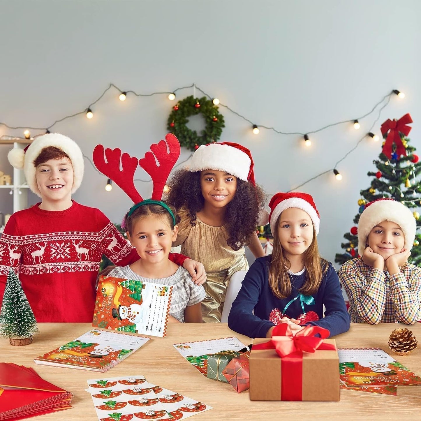 WERNNSAI 24 Pack Christmas Party Invitations Kit, Snowman Invitation Cards with Envelopes and Stickers