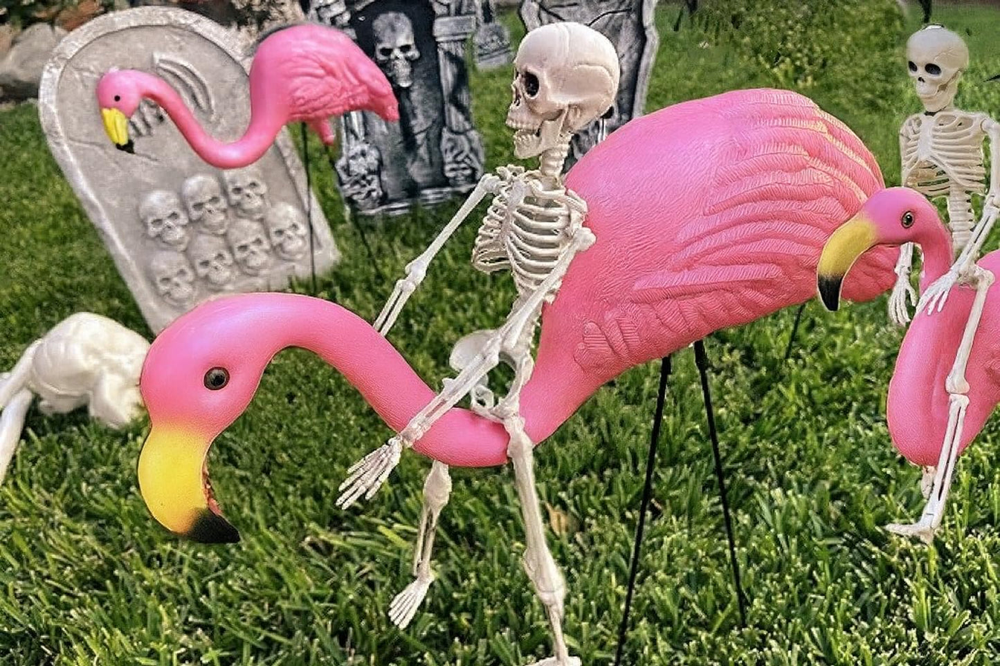 GiftExpress 2-Pack Posable 16" Skeletons + 2-Pack 26" Pink Flamingo Lawn Ornaments Halloween Outdoor Yard Decorations, Spooky Halloween Graveyard