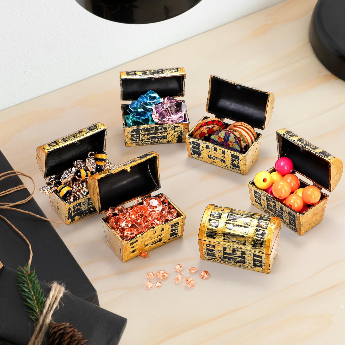 Nagpew Mini Pirate Treasure Chest, Gold Finish, 100 Pieces