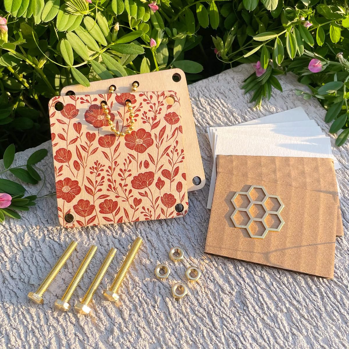 Happinit Pocket Flower Press, Small Flowers Press Kit, Micro Flower Pressing, Mini Plant Preservation Kit for Arts and Crafts Lovers (Gold)