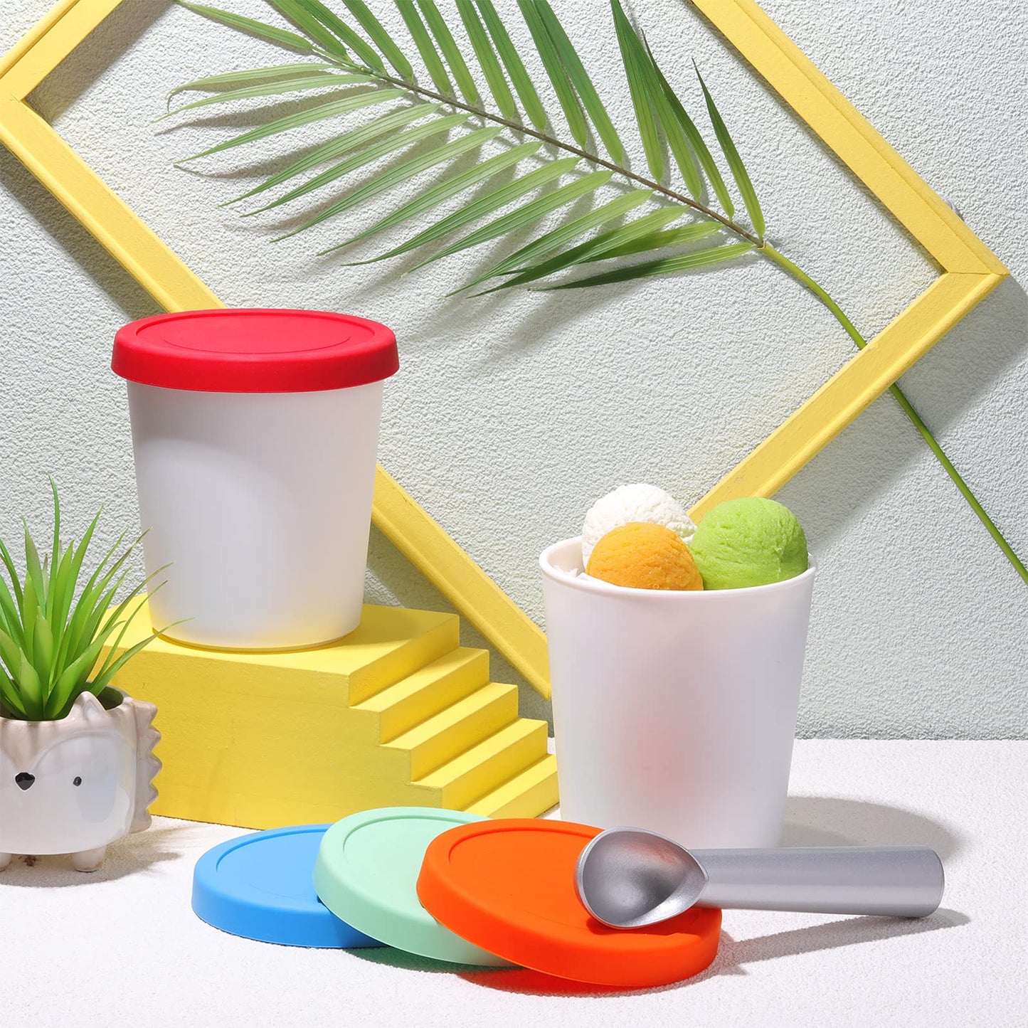 Nuenen 5 Pack Ice Cream Containers 1Qt Freezer Storage Tubs with Silicone Lids and Spoon for Homemade Ice Cream Reusable, Sorbet Dishwasher Safe(Blue, Red, Green, Orange)