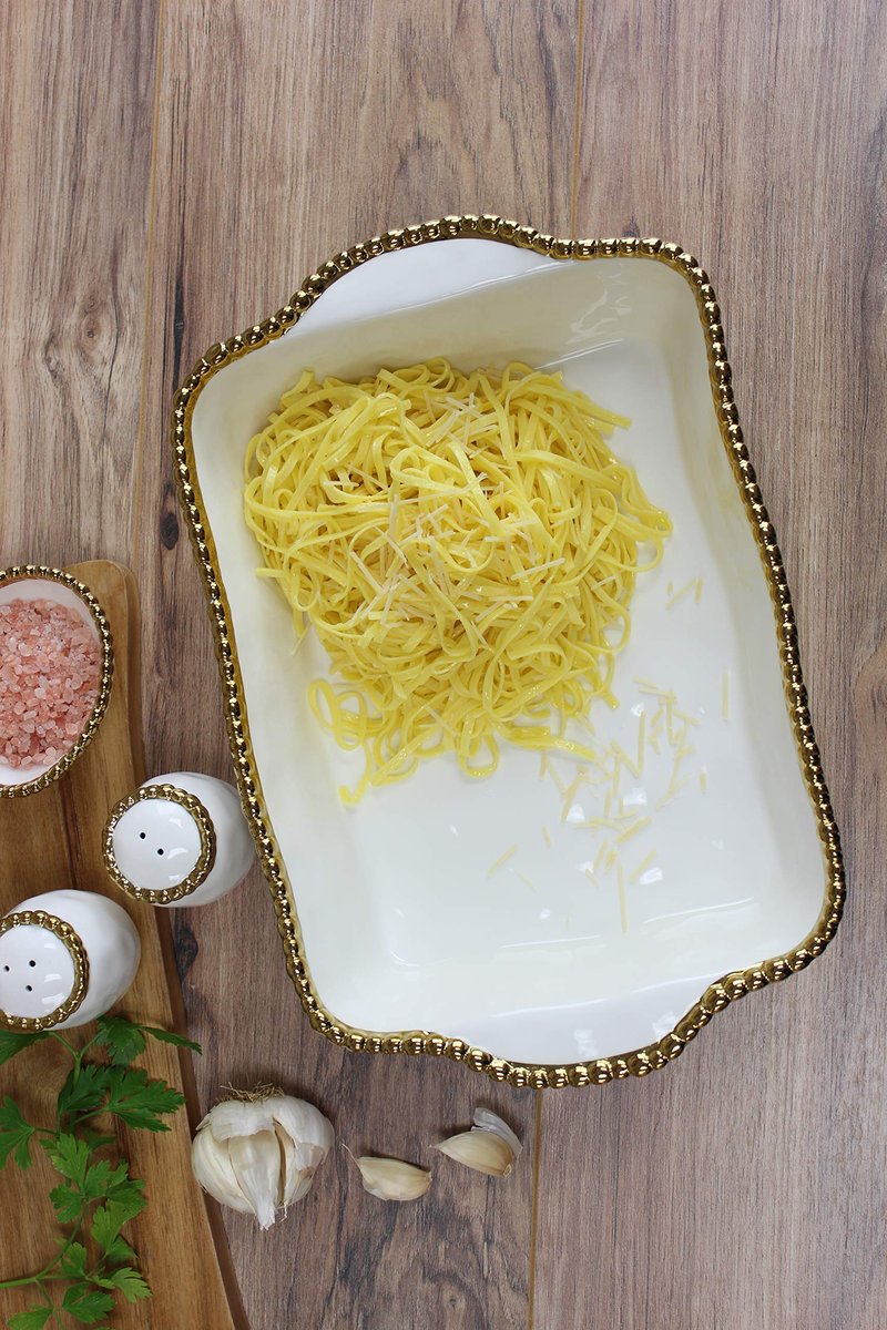 Pampa Bay Titanium Baking Dish (Rectangular, Golden Salerno)