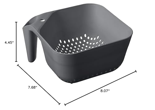 Tovolo Tovolo 3 Quart Colander BPA Free Food Safe Plastic Strainer with Handle Heavy Duty Heat Resistant Pasta and Veggies Kitchen Drainer Steam Basket Dishwasher Safe, Charcoal Gray