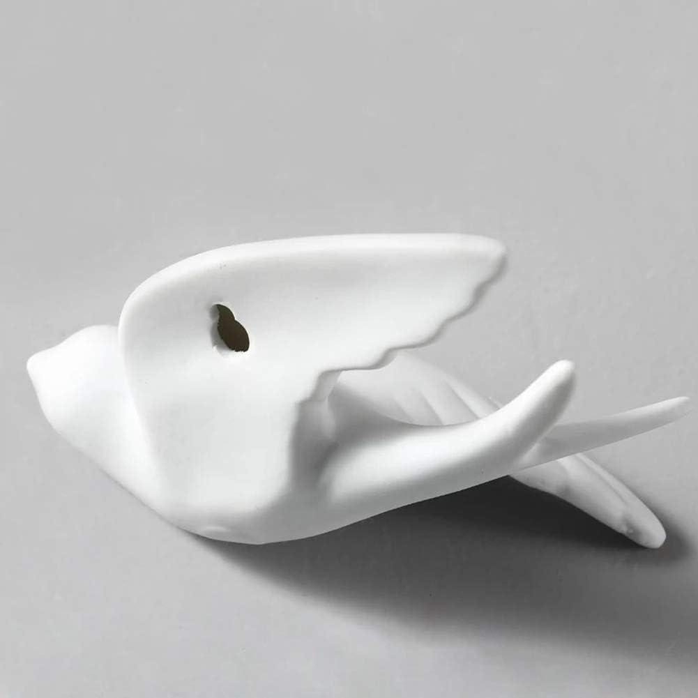 Pair of Ceramic Birds, White Wall Mounted Decor for Bathroom, Living Room, Garden Sculptures, Small