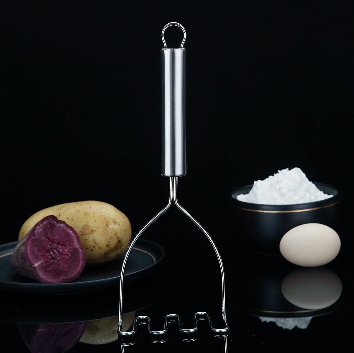 Potato Masher, Stainless Steel Heavy Duty Metal Potato Ricer With Mirror Polish, Food Masher Utensil, Hand Masher, Vegetables Fruits Mashe, Dishwasher Safe (9.6 Inch)