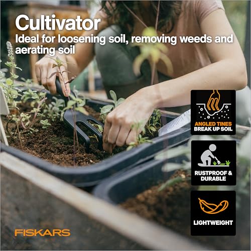 Fiskars House Plant Starter Tool Gift Set with Bypass Pruner, Trowel, Cultivator, and L/XL Garden Gloves, Accessories for Indoor Gardening (4 Piece Kit)