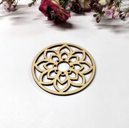 Sourdough Bread Stencil Set,4 Pack Laser-Cut Wooden Mandala Stencils for Artisan Bread Scoring, Flour Dusting & Decor (Natural Wood)