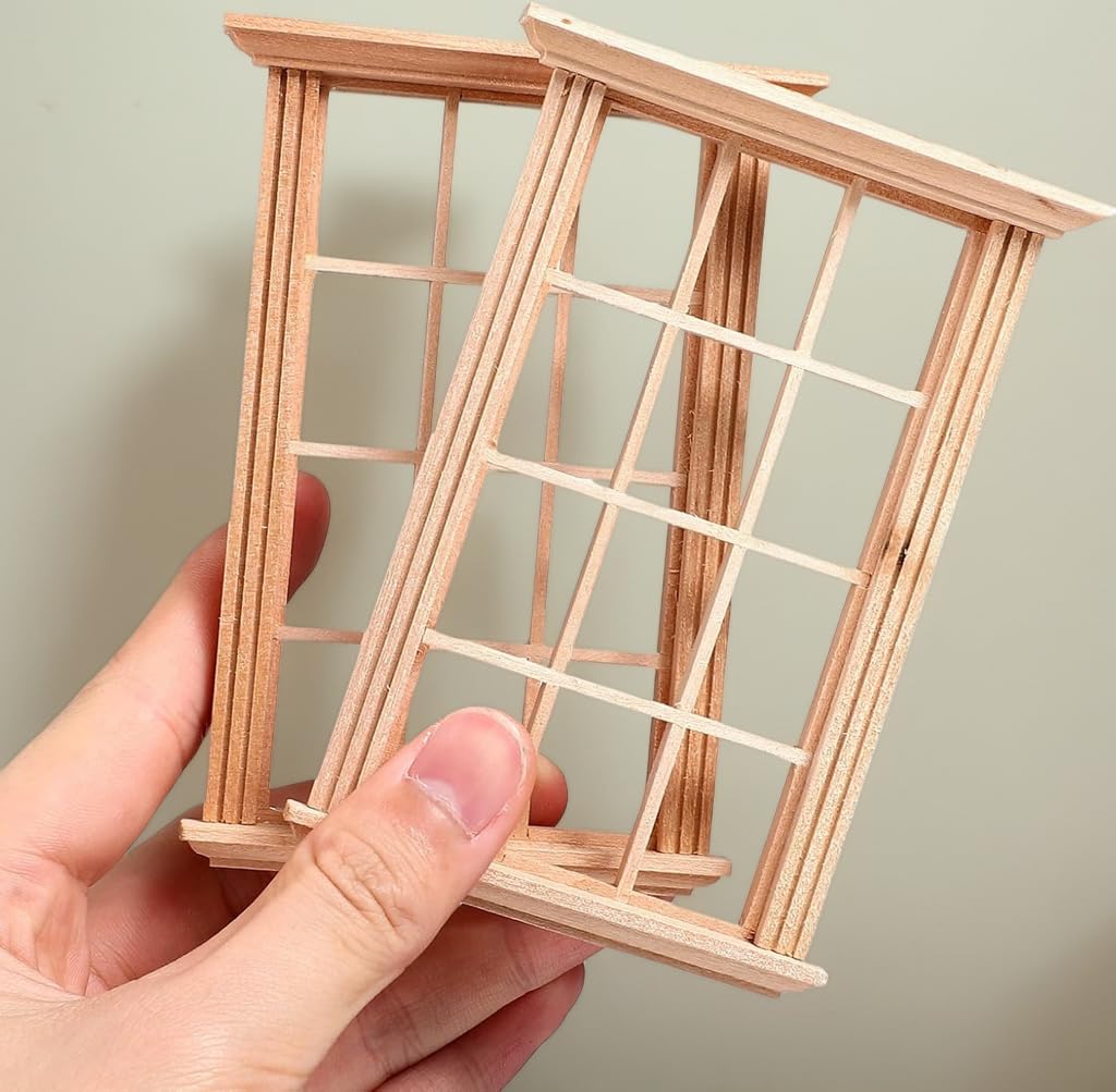 Wooden Window Dollhouse Furniture: 2Pcs Mini Windows 1: 12 Scale Miniature Accessories Tiny Window Frame Model Dolls Houses Playhouse Ornaments