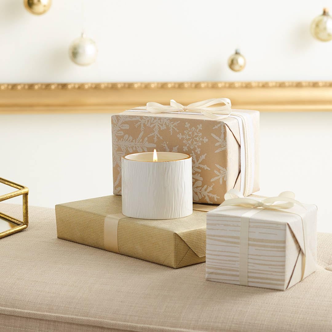 Thymes Frasier Fir Candle - Gilded Collection - Wood Grain Ceramic Design with 24-Karate Gold Rim - Mountain Fresh Fragrance - Elegant Winter Candle Scents - Gifts for Women & Men (Petite, 6 oz)