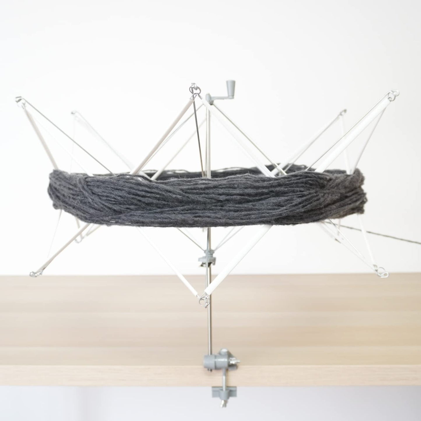 DARUMA Swift Yarn Winder