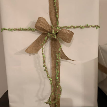 KEILEOHO 196Ft 5MM Burlap Leaf Ribbon, 6 Rolls 33 Ft Natural Jute Twine Rope,Jute Twine with Green Leaves Ply Braided Burlap Ribbon Artificial Leaves Vine Rope for Wedding, Party, Garden Decor