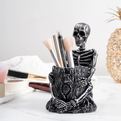 Arola Skull Pen Pencil Holder Skeleton Key Holder Makeup Brush Holder Home Office Desk Supplies Organizer Accessory（Silver-Plated）