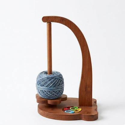 Blingcute Wooden Yarn Holder for Crochet and Knitting, 360° Rotating Bear-Shaped Yarn Stand, Anti-Tangle with Flower Base, Marker Tray, Anti-Slip Pads, Crochet Accessories Gift for Women