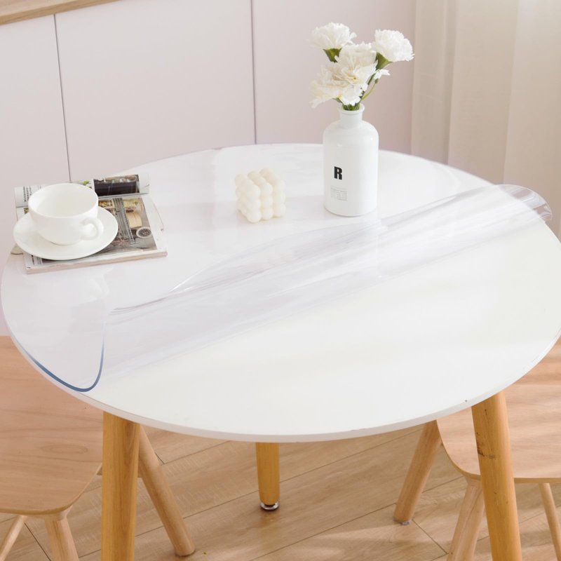 Eisdroma 54 Inch Round Clear Table Cover Protector, 2mm Thick Round Clear Table Protector for Dining Room Table, Waterproof Round Plastic Vinyl Table Pad