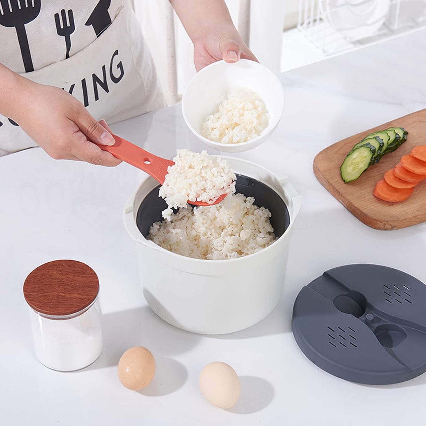Microwave Rice Cooker 2L | Sturdy Food Grade PP Material Microwave Cookware Set with Lid and Spoon for Rice Pasta