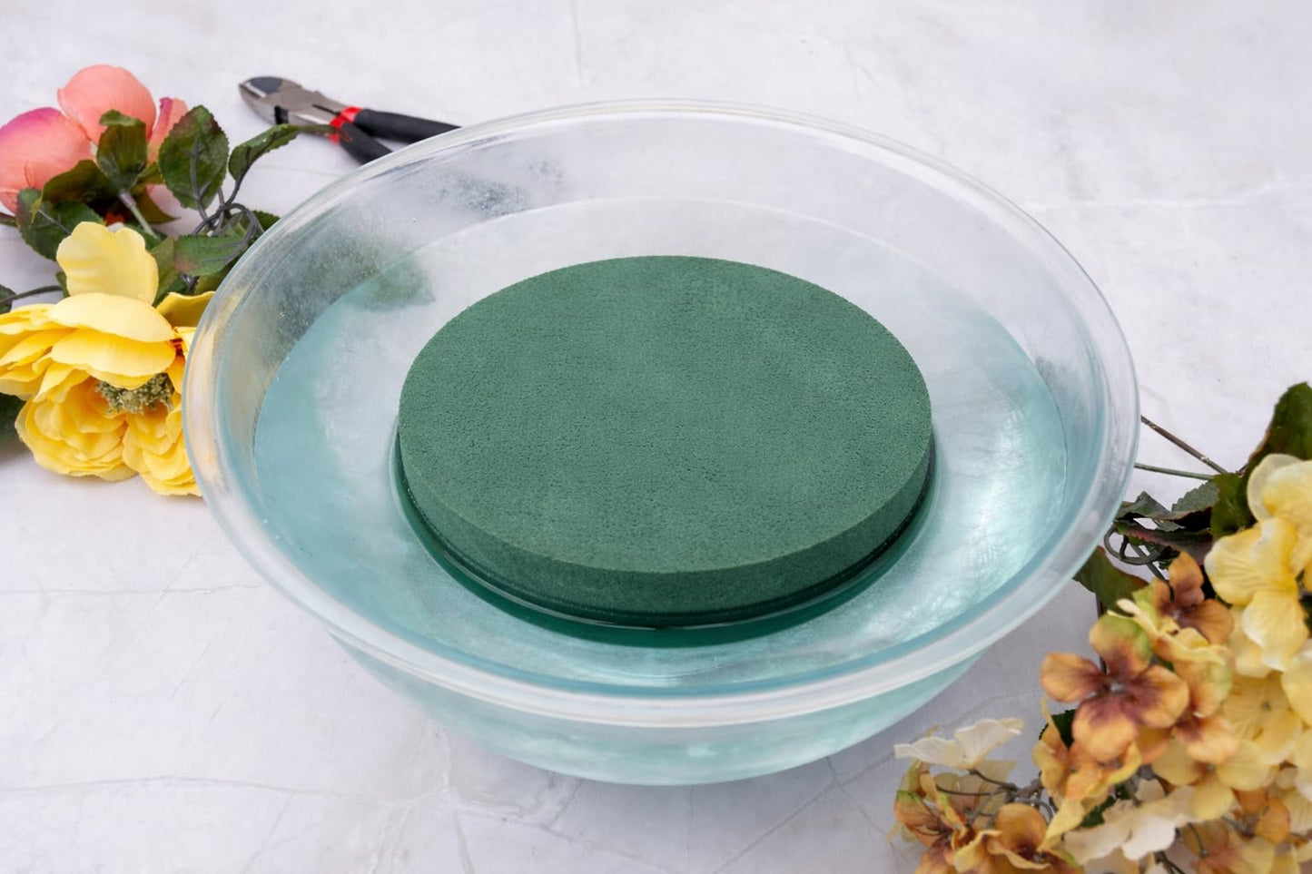 FLOFARE Pack of 6 Floral Foam Round Blocks for Flower Arrangements, Green Florist Flower Foam for Fresh & Artificial Flowers, 6.5" Wedding & Party Décor