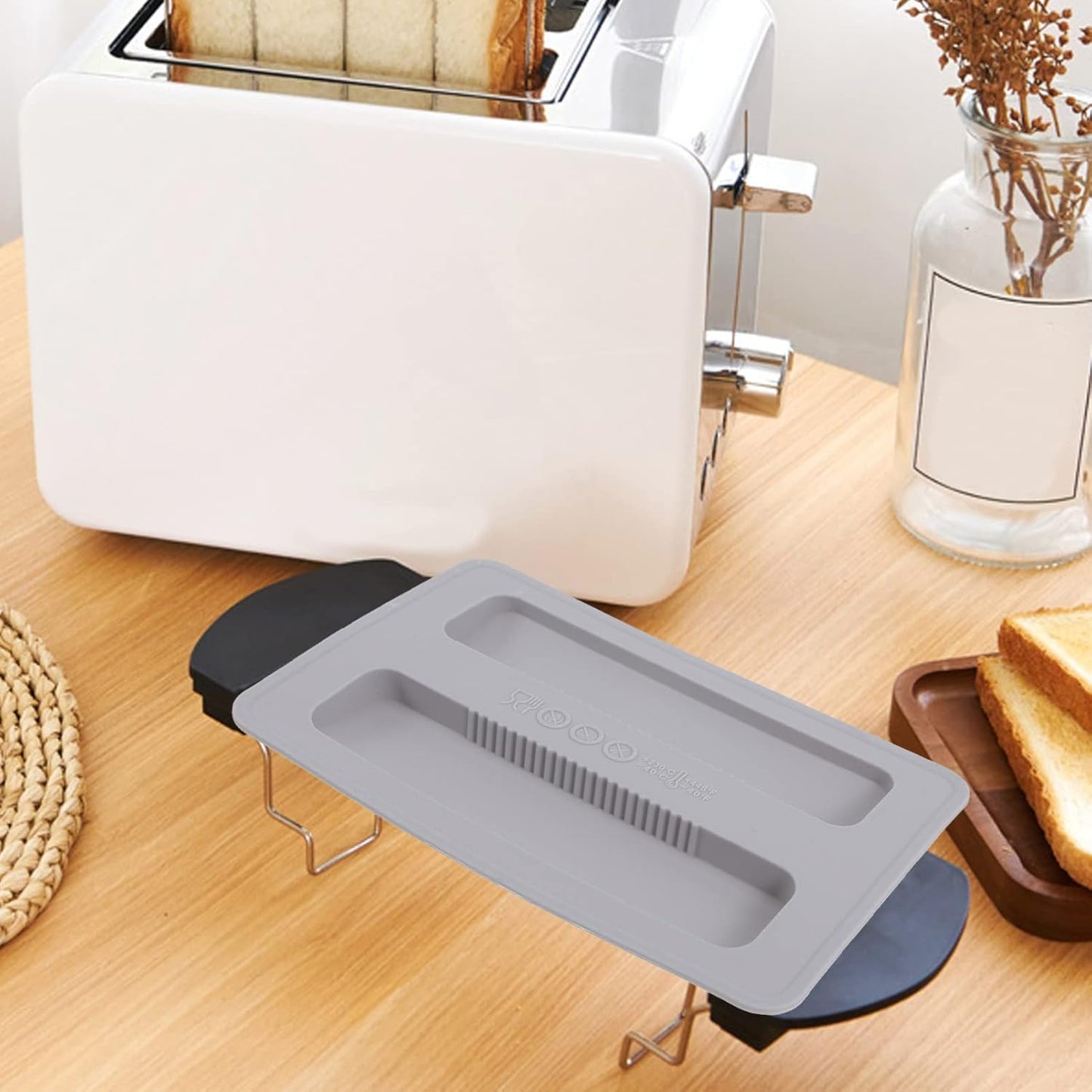UPKOCH Silicone 2 Slice Toaster Lid, Bread Maker Cover & Dust Protection Accessories