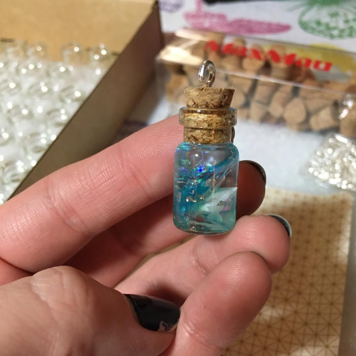 MaxMau 64pcs 1ml Tiny Vials with Cork Stoppers and Eye Screws,Mini Glass Bottles Small Jars for DIY Art Crafts Project Jewelry Pendant Party Favors