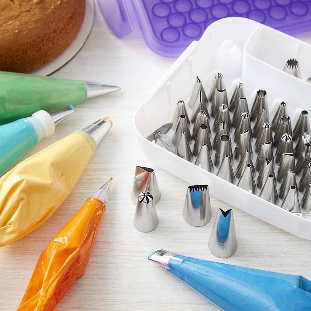 Wilton No.102 Petal Decorating Tip