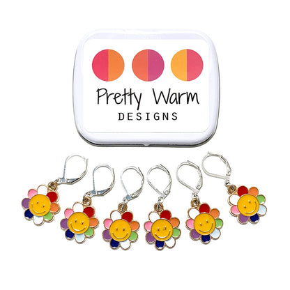 Pretty Warm Designs Retro Flower Faces Locking Stitch Markers - Y2K Kawaii Boho Yarn Accessories for Crochet and Knitting - Set of 6 Handmade Pieces in Hinged Organizer Tin