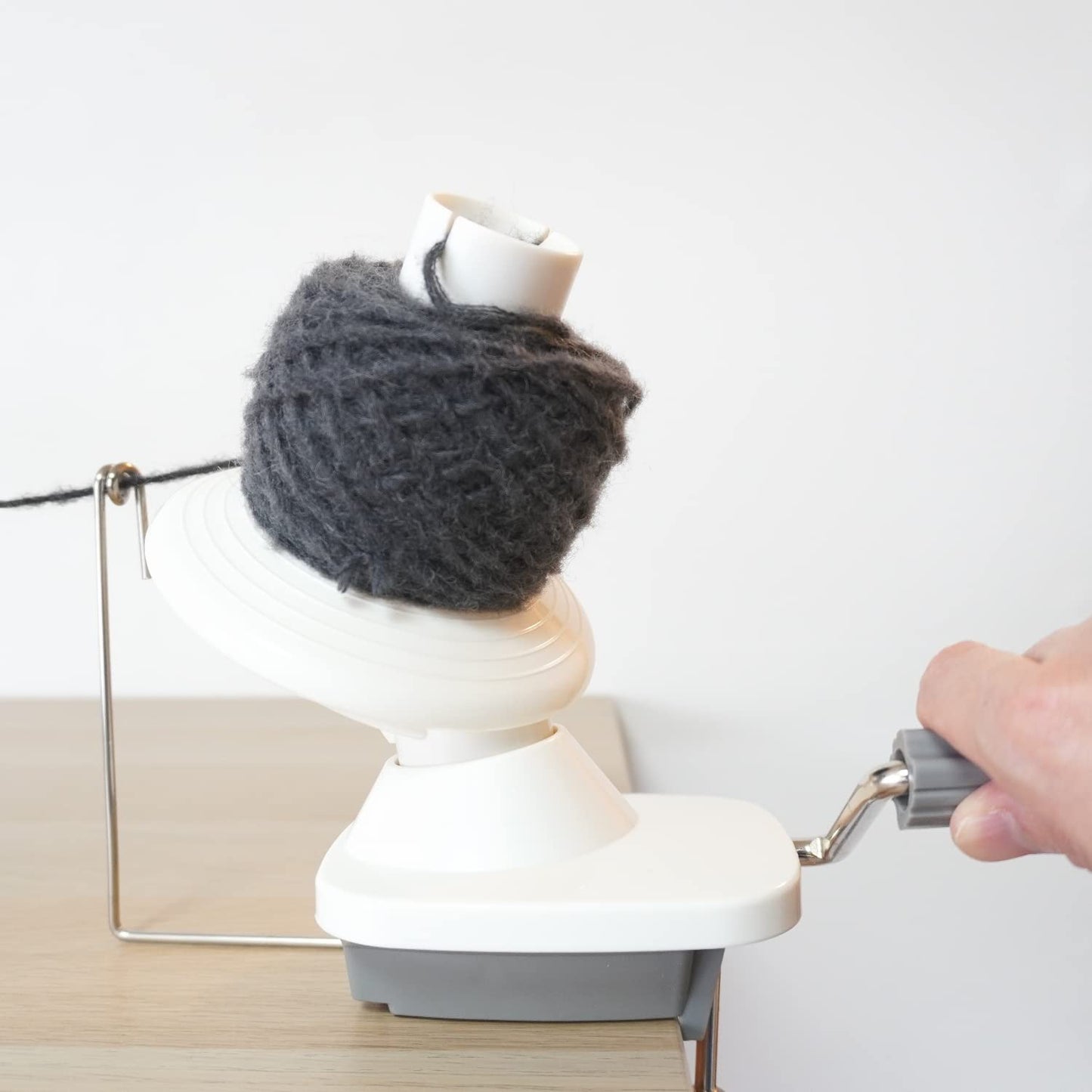 DARUMA Wool Winder Type 2 Knitting Tools - Hand Operated Yarn Ball Winder- White and Gray