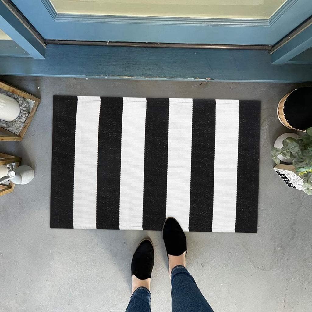 Seavish Black and White Striped Rug, 23.6" x 35.4" Christmas Welcome Mat for Front Door Porch