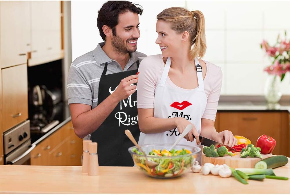 Kwieema Mr. Right Mrs. Always Right Aprons for Couple - Bridal Shower Present, Wedding Gifts for Couple