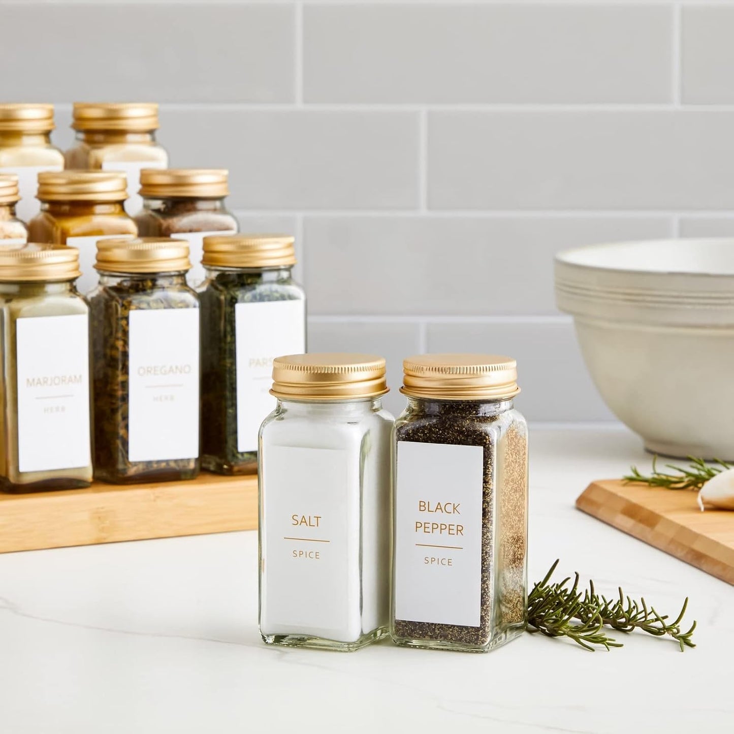 Talented Kitchen 140 Pack of Minimalist Spice Jar Labels, Preprinted Water Resistant Stickers (Gold Text)