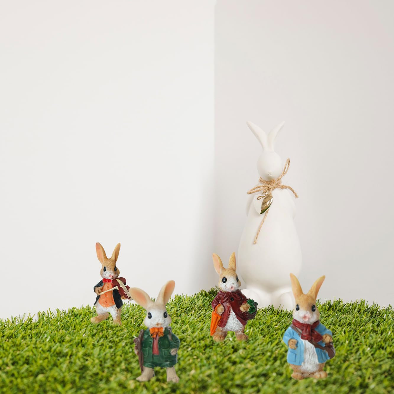 Yeaco 4pcs Miniature Rabbit Statues Decorative Fairy Garden Accessories, Bunny Set Status, Indoor and Outdoor Decoration