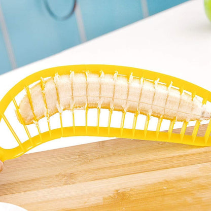 Guyuyii Banana Slicer, Safe Kitchen Gadget for Kids and Adults, Get 18 Even Slices in Seconds
