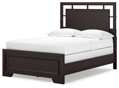 Signature Design by Ashley Covetown Traditional Full Panel Bed, Foundation or Box Spring Needed, Dark Brown