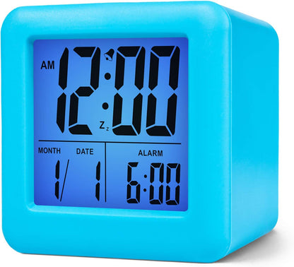 Plumeet Digital Alarm Clock for Kids, Snooze and Nightlight, Easy Setting Silicone Clock, Battery Powered (Blue)