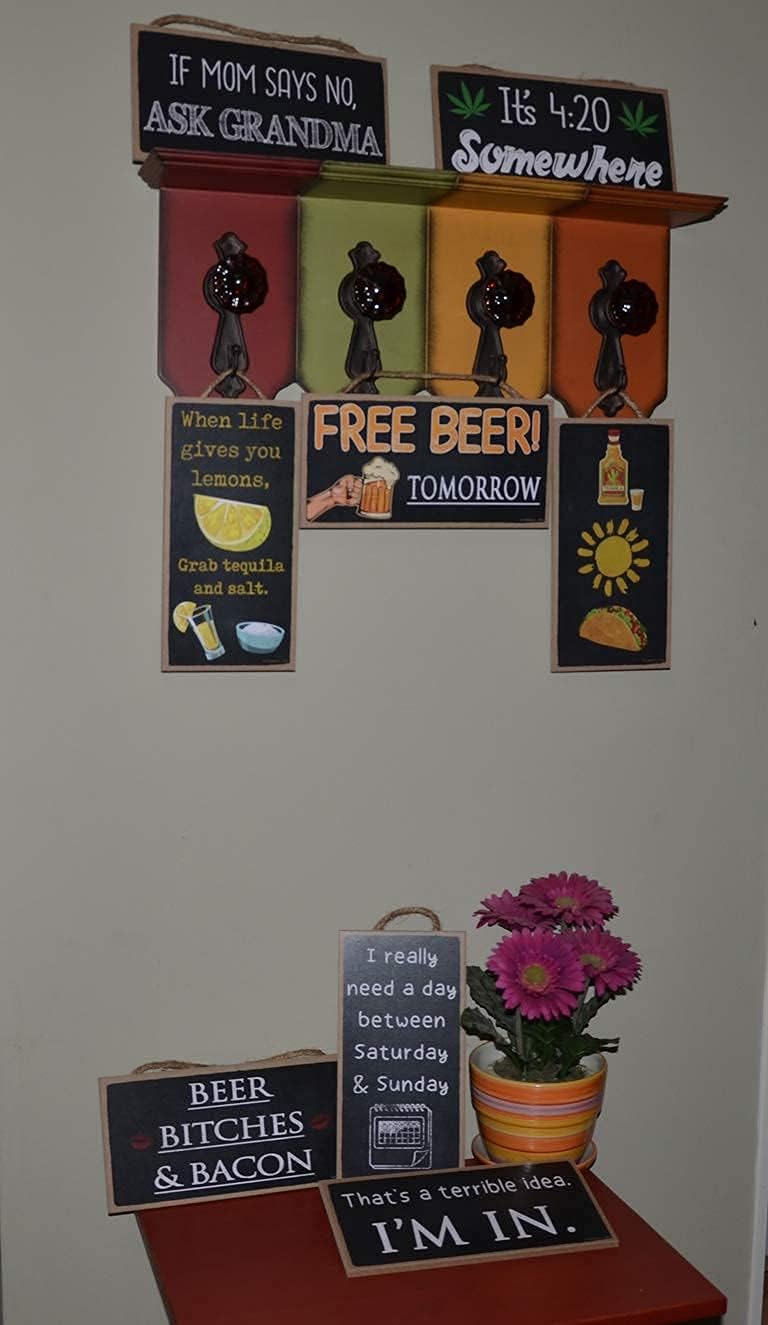 Popfizzy Never Trust a Skinny Chef Sign, Funny Kitchen Decor, Kitchen Signs Wall Decor, 5x10