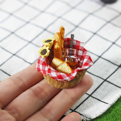 COMPACTINI Miniature 10P Set Model 1:12 Scale Set Dollhouse Accessories Picnic Miniature Bakery Baguette Bread Basket Miniature Doll Party Play Accessories (Red)