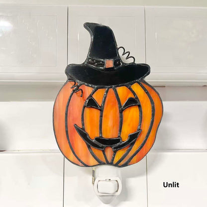 Bieye L13009 Pumpkin Night Light, Tiffany Style Stained Glass Plug-in Wall Lamp with Witch Hat, Handmade Halloween Jack-O’-Lantern Nightlight, 1 x E12 LED Bulb Included, 4.1" W x 6.7" H