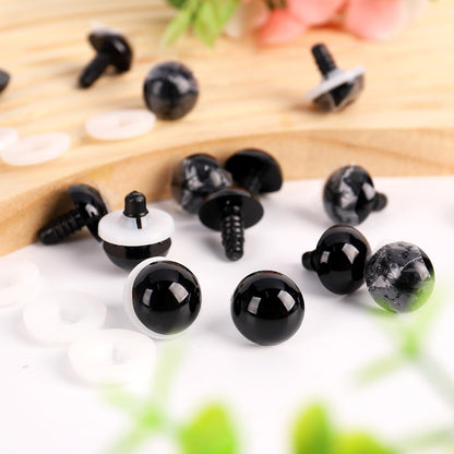Vanblue Upgraded Safety Eyes for Crocheting 15mm 40pcs Scratch-Resistant Black Crochet Eyes with Eco-Friendly Washer Snap on Easily and Securely Strong Amigurumi Eyes Smooth Edges for Stuffed Animals