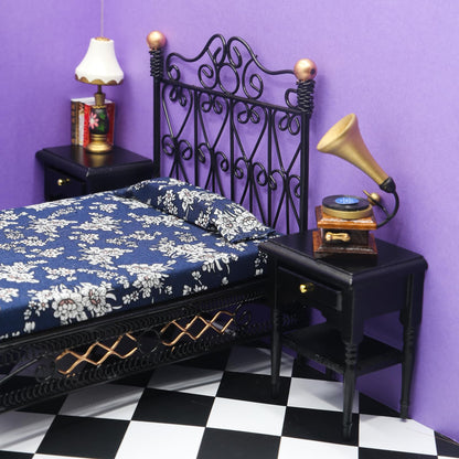 Minamzee 8Pcs 1:12 Dollhouse Bedroom Furniture Set Miniature Black Metal Bed with Bedding, Wooden Bedside Table, Lamp, Books, Murals for Master Bedroom Dollhouse Furniture Decorations Accessories