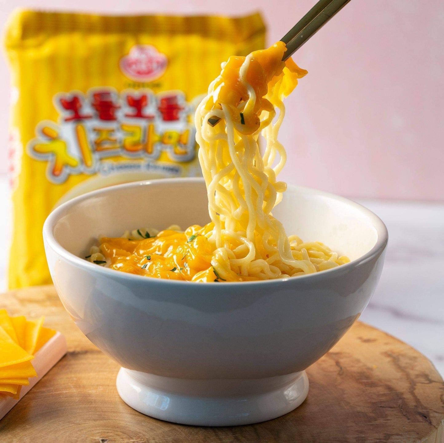 OTTOGI Cheese Ramen, Korean Style Instant Noodle, Rich Flavor with Savory Cheese, 3.92oz x 4 Pack