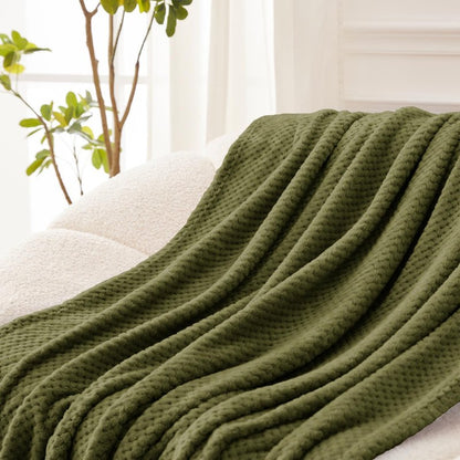 Exclusivo Mezcla Fleece Throw Blanket Extra Large, Super Soft and Warm Blankets for Couch, Sofa and Bed Waffle Textured, Cozy, Fuzzy and Lightweight (Olive Green, 50x70 Inches)