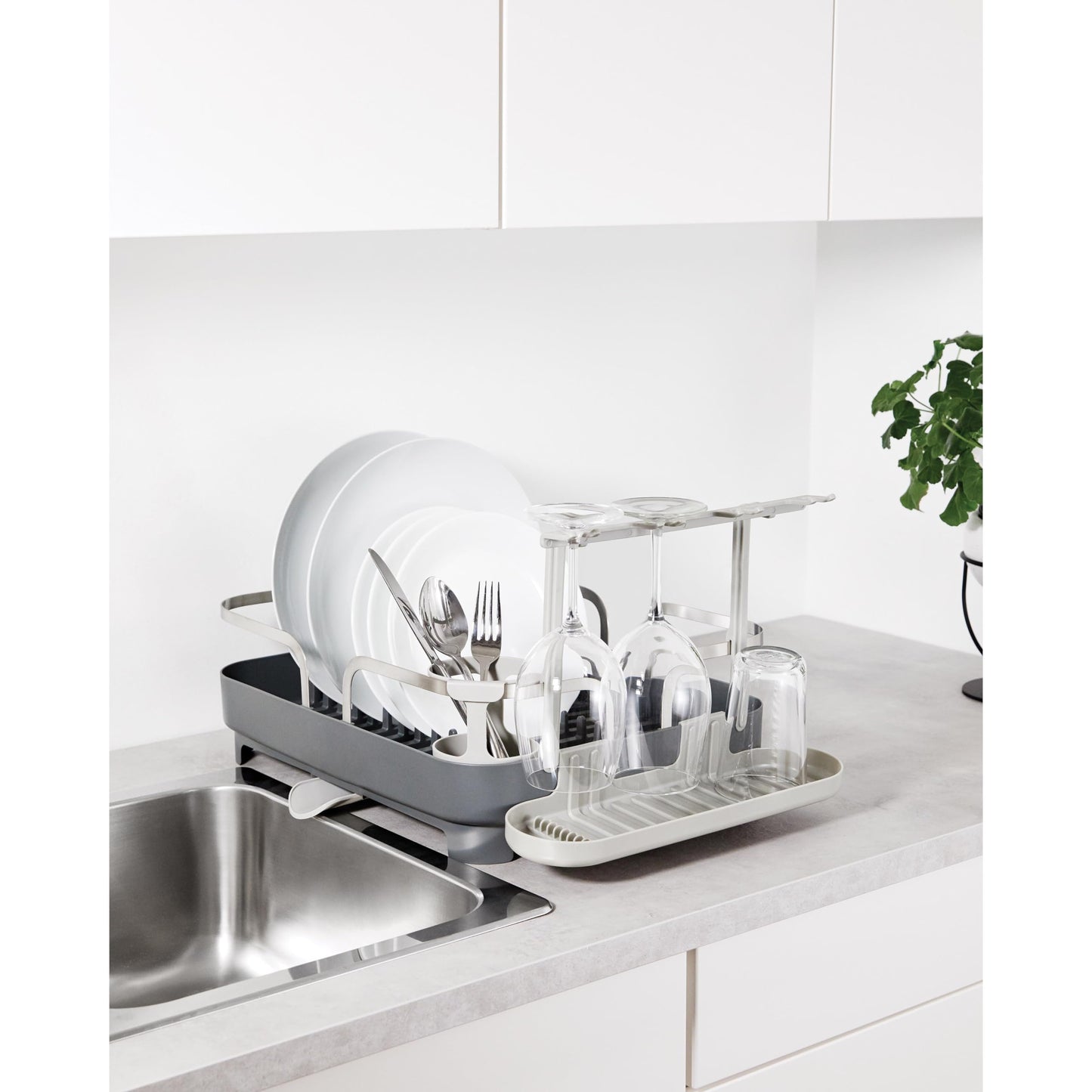 Umbra Holster Dish Rack– Molded Plastic Dish Drying Rack with Drainage Spout, Charcoal