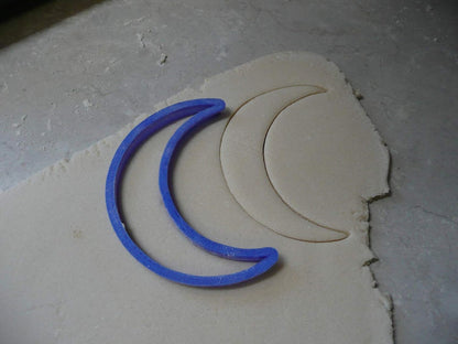 MOON ASTRONOMY SPECIAL OCCASION COOKIE CUTTER, MADE IN USA PR250, Small Size: 3" X 4 1/4" X 1/2"