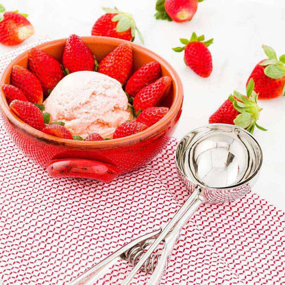 Restaurantware Met Lux 3 Ounce Gelato Scoop - Ambidextrous Ice Cream Scoop with Built-In Blade, Stainless Steel