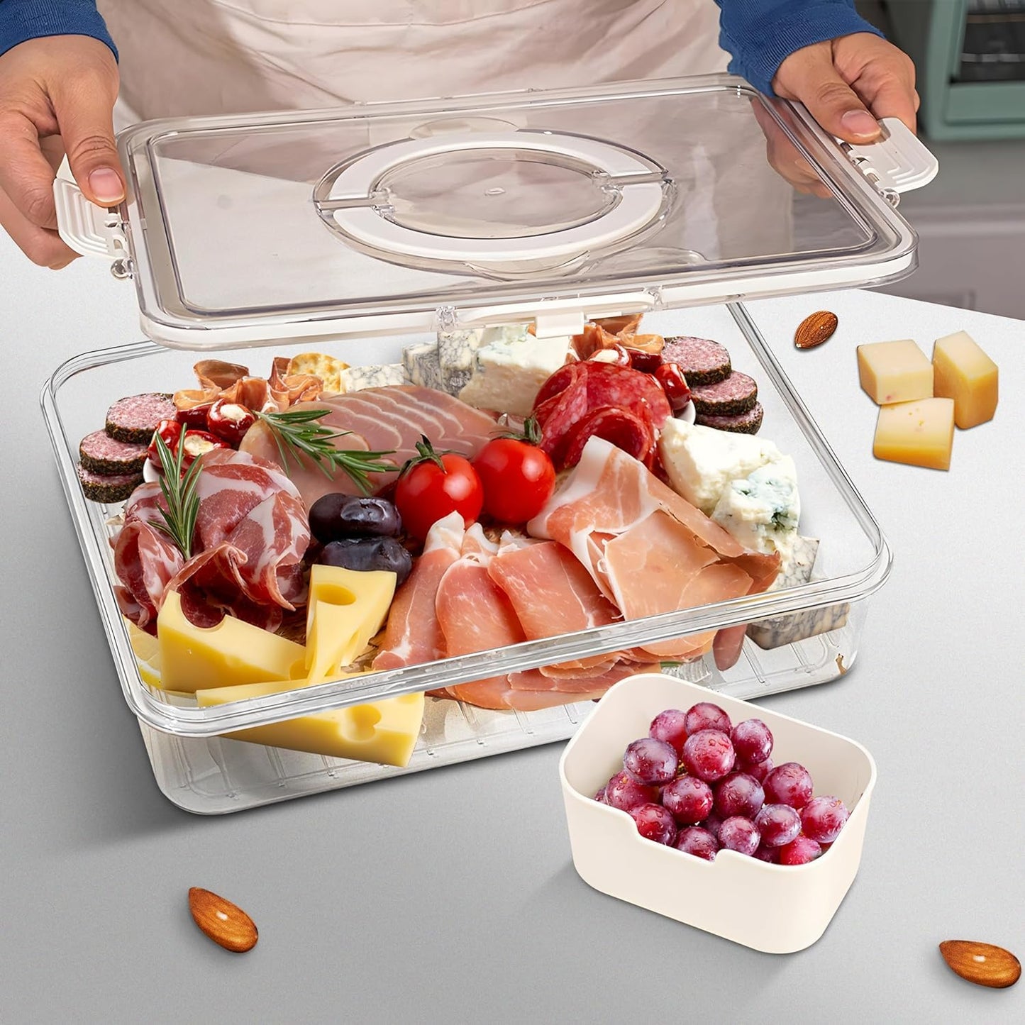 HRXFOZ Divided Serving Tray with Lid and Handle,8 Compartments Snacks Box,Snack Fruit and Veggie Tray,Portable Platter for Candy Fruits Nuts Snack Party Entertaining Picnic (1 PCS)