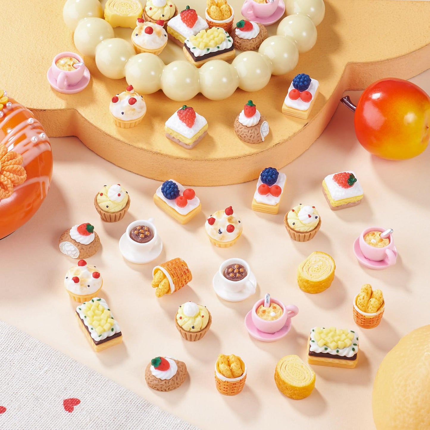 FASHEWELRY 40Pcs Cake Resin Cabochons for Dollhouse Food Charms Cute Cupcake Miniature Resin Embellishments for Kitchen Cooking Play Crafts DIY Jewelry Making Supplies Scrapbooking