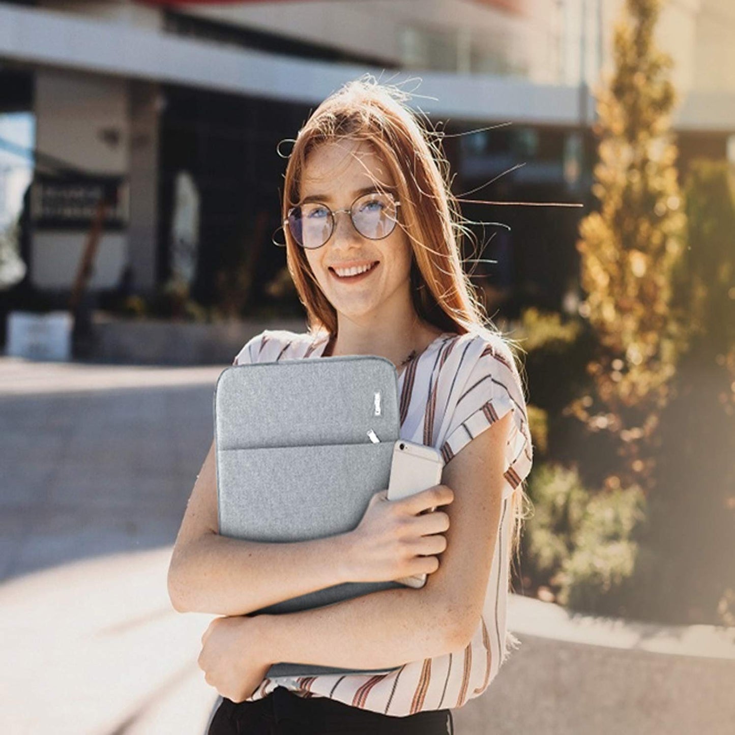 Portable Monitor Case 15.6 Inch, Protective Carrying Sleeve for Most 16.1/15.6 in Monitors, Water Resistant Portable Laptop Display Bag with Accessory Pocket, Size-15.3"x9.8" Black