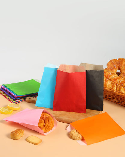 KEYYOOMY 5x7 Inch Paper Treat Bags Black Candy Bags 100 Pack Candy Buffet Bag Small Paper Cookie Bag for Halloween Christmas Party (100 CT, 5x7 Inch)